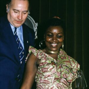 Adjoavi Trenou