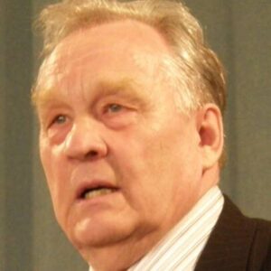 Arvo Valton
