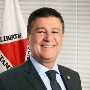 Carlos Viana