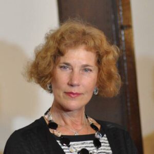 Elena Poptodorova