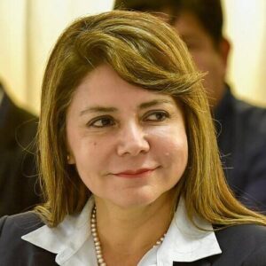 Elizabeth Hinostroza