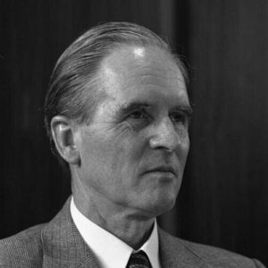 Karl Carstens