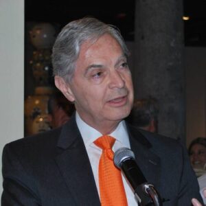 Luis Ernesto Derbez