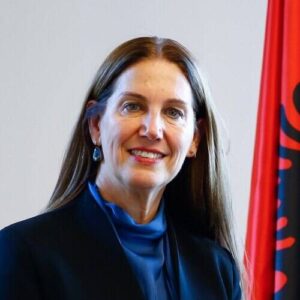 Mirela Kumbaro