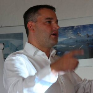 Mojmír Hampl