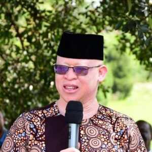 Isaac Mwaura