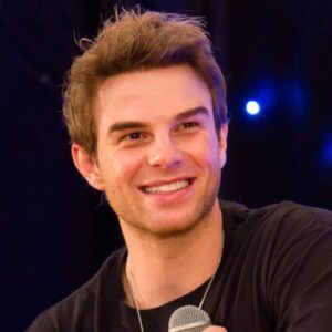 Nathaniel Buzolic