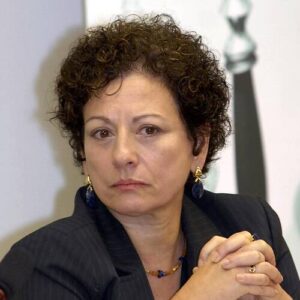 Nilcéia Freire