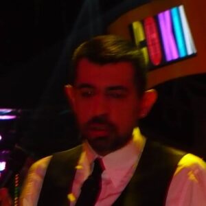 Okan Bayülgen