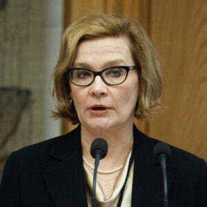 Paula Risikko