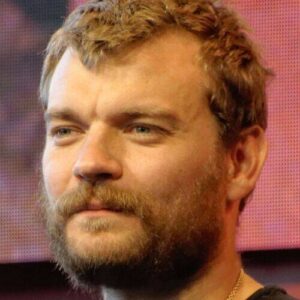 Pilou Asbæk