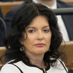 Ramona Petraviča