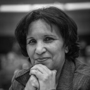 Salima Ghezali