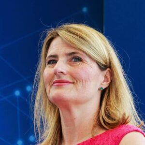 Tina Hassel