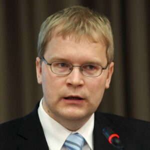 Urmas Paet