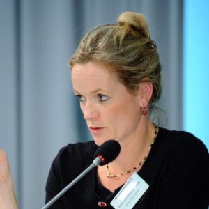Viola von Cramon-Taubadel