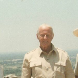 Walter Alva