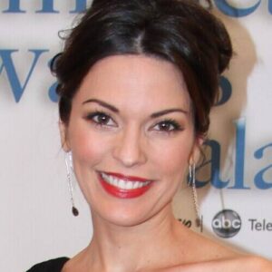 Alana de la Garza
