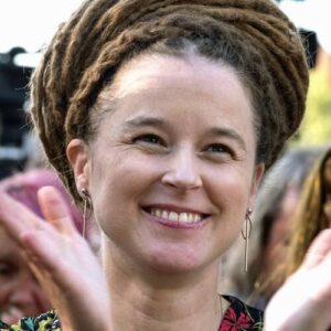 Amanda Lind