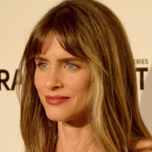 Amanda Peet