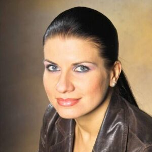 Anna Cymmerman