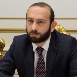 Ararat Mirzoyan