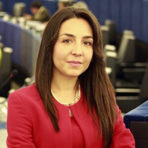 Ana-Claudia Țapardel