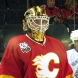 Curtis McElhinney