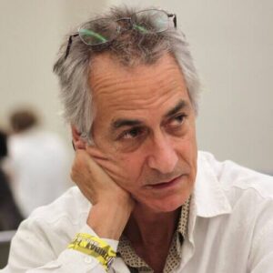 David Strathairn