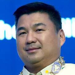 Dennis Uy