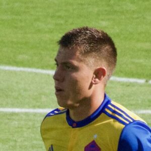 Dillon Serna