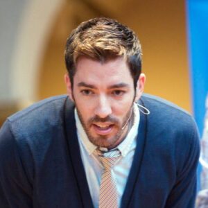 Drew Scott