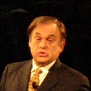 Earl Mindell