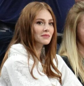 Elçin Sangu