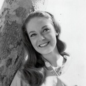 Elizabeth Hartman