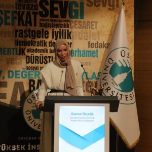 Gamze Özçelik