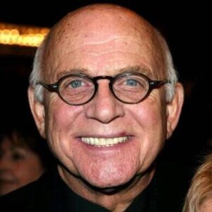 Gavin MacLeod