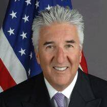 Gene Cretz