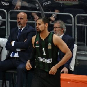 Gian Clavell