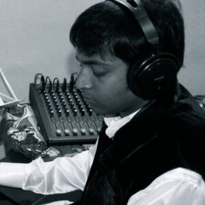 Gifton Elias