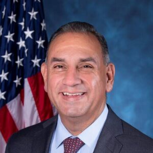 Gil Cisneros