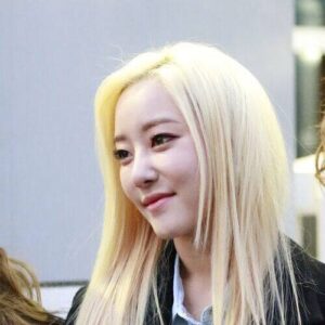 Go Woo-ri