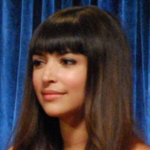 Hannah Simone