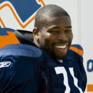 Israel Idonije