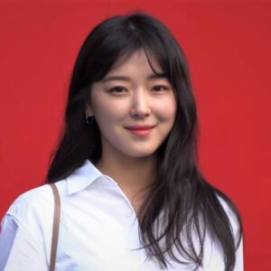 Jo Woo-ri
