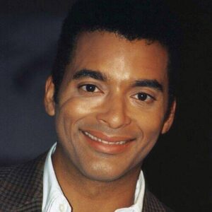 Jon Secada