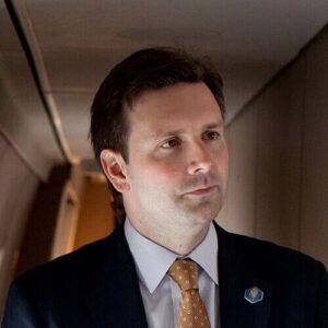Josh Earnest