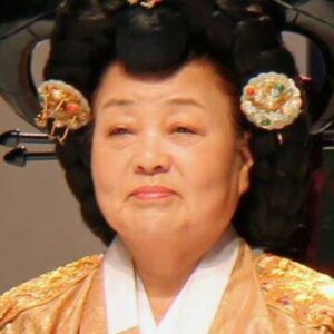 Kang Bu-ja