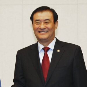 Kang Chang-hee