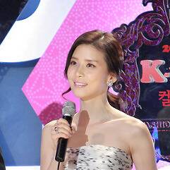 Lee Bo-young